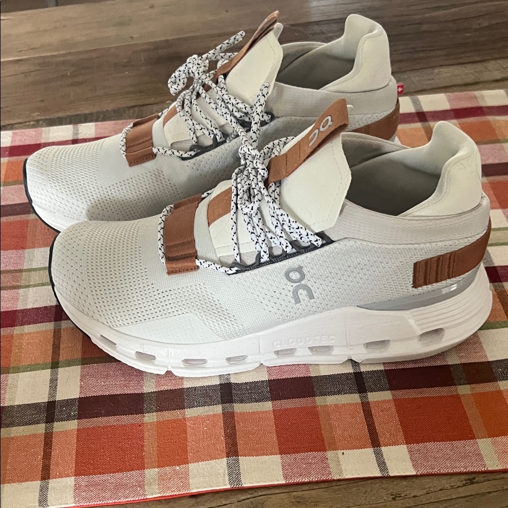 On Running White and Tan Sneakers Women’s - Picture 3 of 5